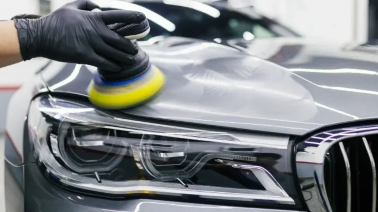 Yritysautojen ja pienkaluston pesu Satakunnassa: miten pidät kaluston siistinä ja brändin kunnossa?